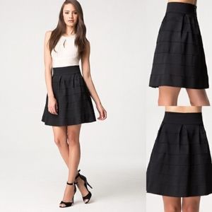 Bebe Texture A line Skirt